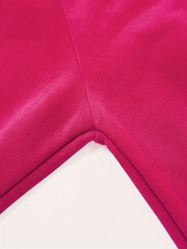 Plus Size Cozy Back & Body Hurts Print Pullover Sweatshirt - Soft, Casual, Long Sleeve Crew Neck Design for Fall & Spring - Women's Comfortable Plus Size Clothing for Everyday Wear